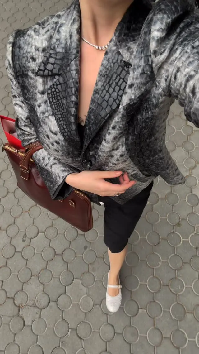 @dinadaian — Dina Daian
