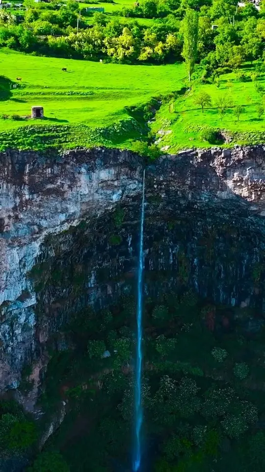 @armenia.travel — Armenia Travel