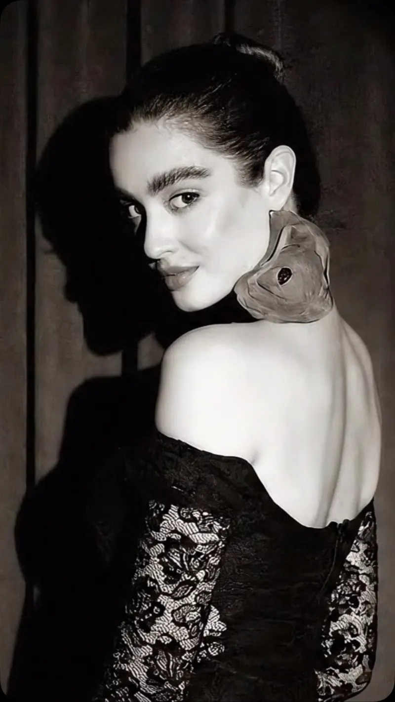 @dinadaian — Dina Daian